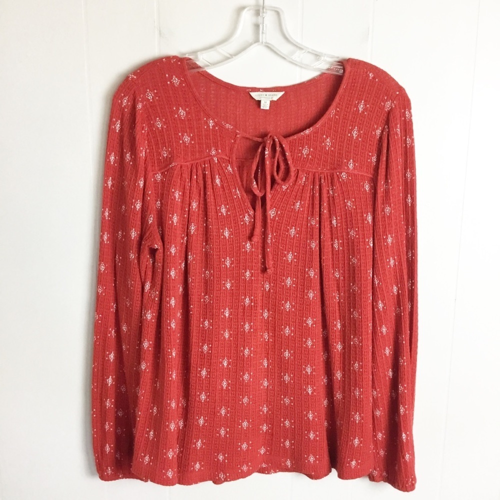 Lucky Brand Red & White Waffle Long Sleeved Floral Size M